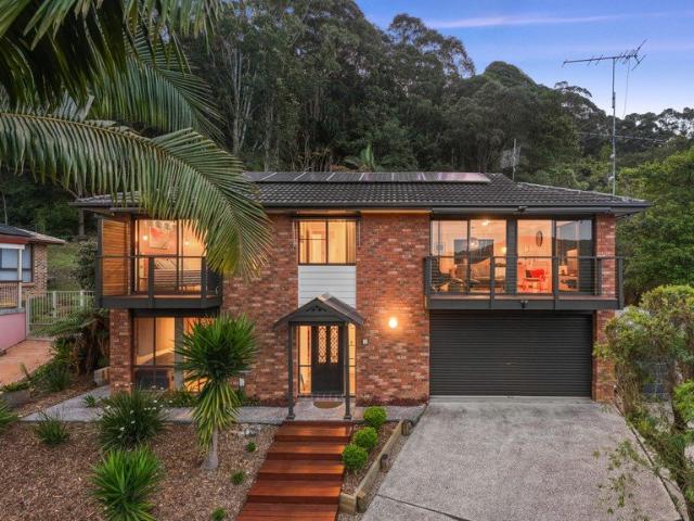 A Spacious Entertainer with a Remarkable Garden Backdrop