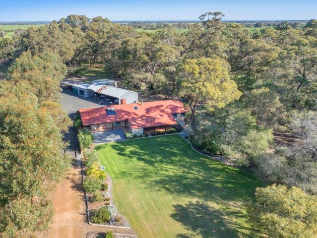 A SPACIOUS FAMILY HAVEN WITH ROOM TO GROW