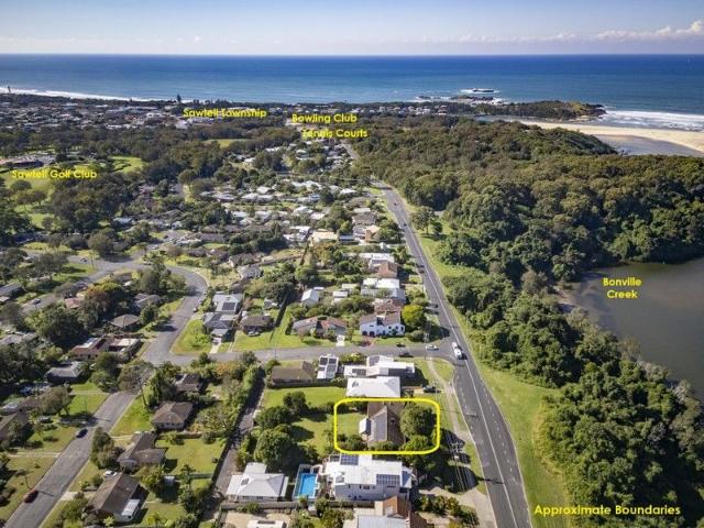 A SPACIOUS FAMILY HOME IN SAWTELL