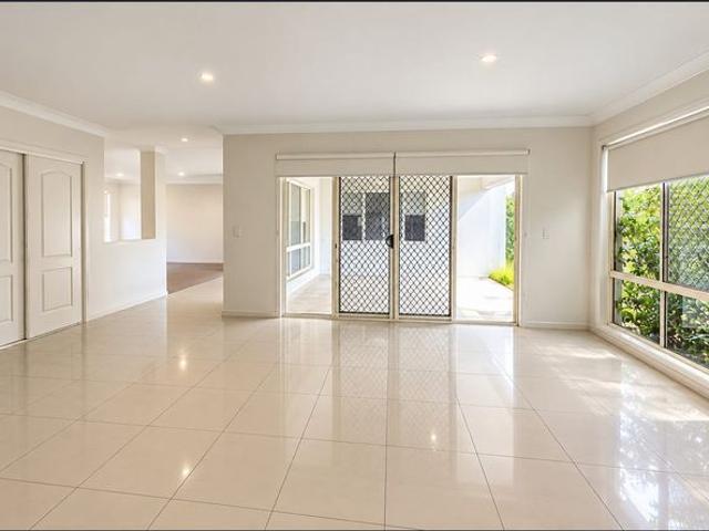 A Spacious Family Home in the Heart of Robina