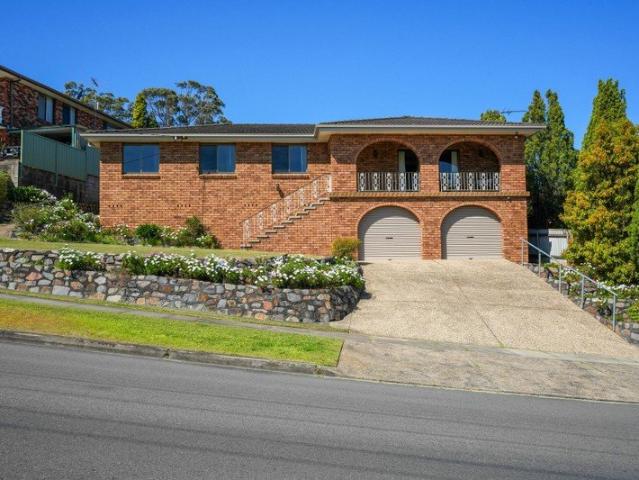 A Spacious Family Home with Views, Versatility and Potential