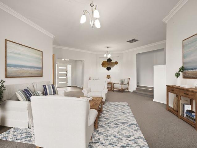 An Impressive Family Entertainer with Exceptional Garaging