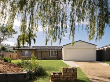 A Spacious Family Retreat with Exceptional Outdoor Entertaining