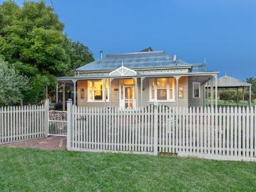A Spacious Family Retreat with Scenic Rural Views