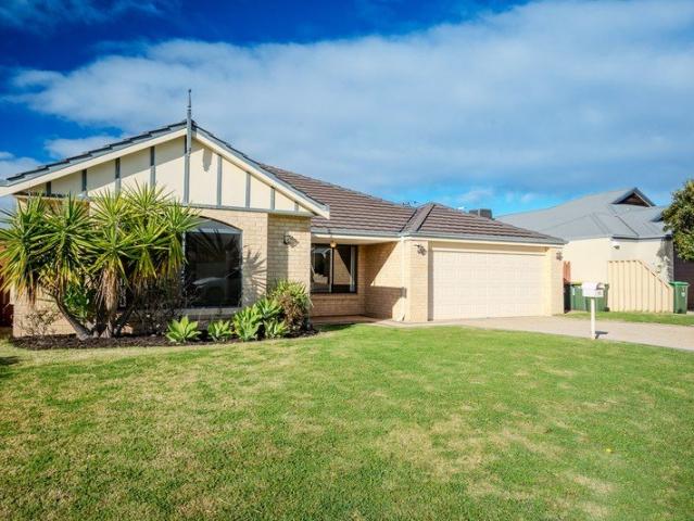 A spacious four bedroom, two bathroom family home offering plenty of room for the whole family