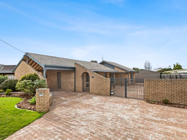 A Spacious Home Designed for Easy Living