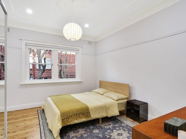 A SPACIOUS 2 LEVEL HOME WITH EXCEPTIONAL FLEXBILITY