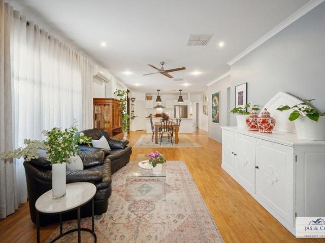 A Spacious 5 Bedroom Family Home Offering Modern Comfort, Space & Style