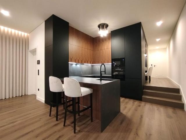 A T1 apartment with patio, equipped and furnished, in the historical center of Braga for rent