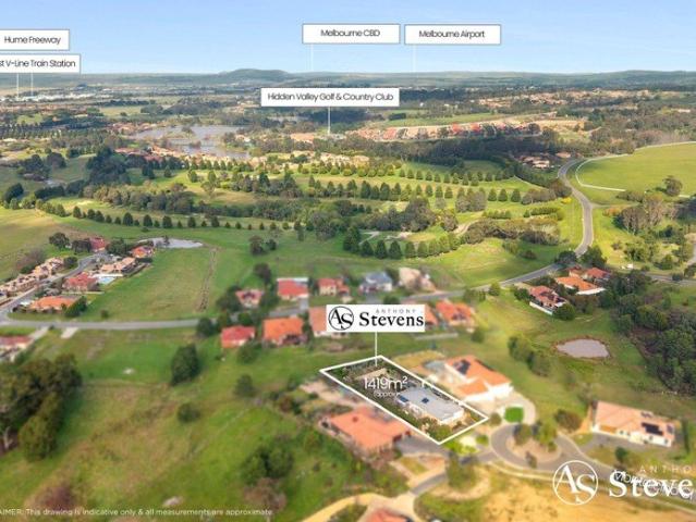 A Tuscan inspired lifestyle with panoramic views