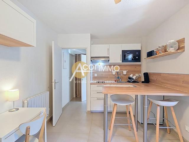 A TAMARIS, CHARMANT STUDIO MEUBLE DANS RESIDENCE STANDING