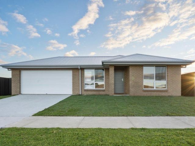 A Thoughtful Home in a Growing Pocket