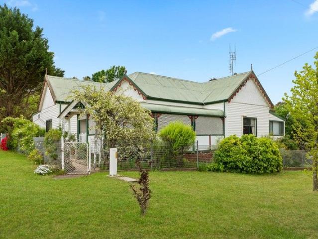 A timeless country escape!