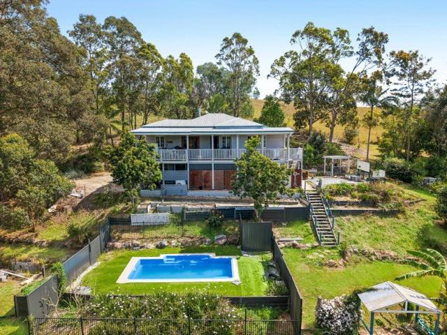 A Timeless Country Homestead with Exceptional Versatility