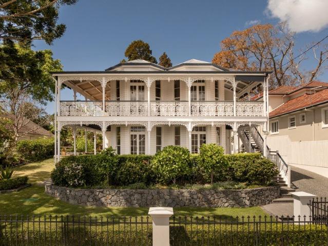 A Timeless Hamilton Hill Estate to Treasure