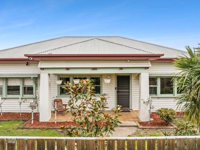 A TIMELESS HOME IN THE HEART OF COLAC