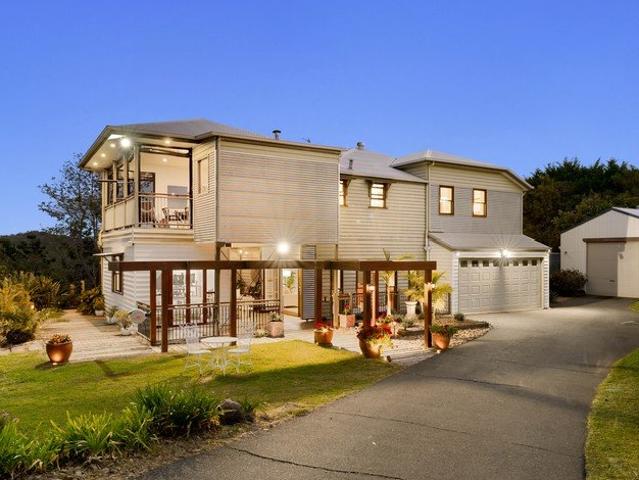 A Timeless Queenslander Haven in the Heart of Beechmont