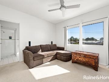 A Townhouse for Lifestyle and Comfort