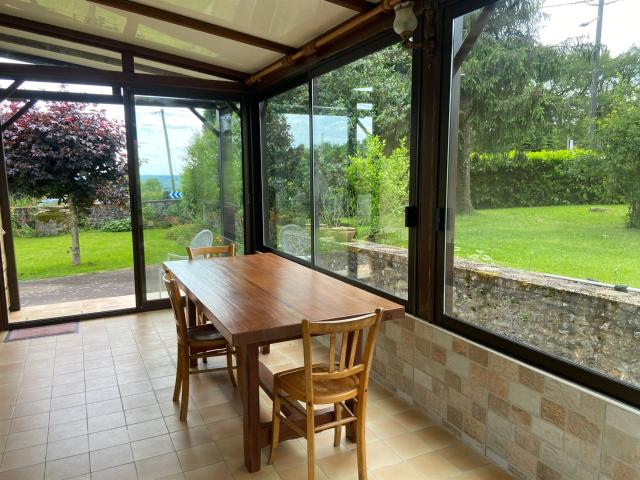 A Toucy, cette jolie fermette avec potentiel, garage/atelier. 70m² Toucy