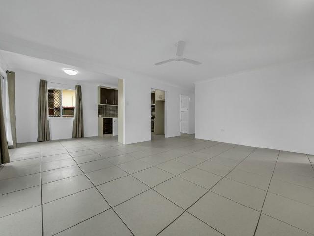 A TOUCH OF CHARM AND CONVENIENCE