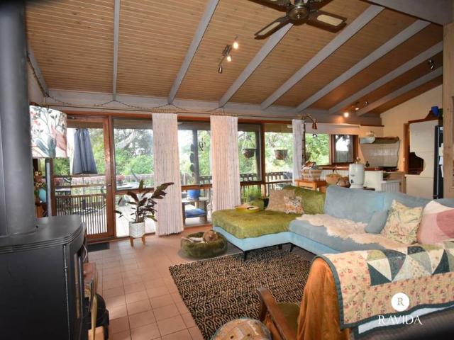 A Tranquil Hideaway Just Minutes From Town