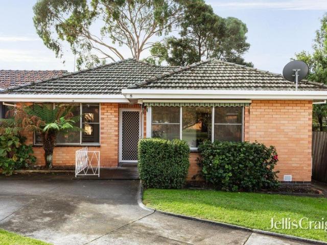 A tranquil lifestyle, minutes from Balwyn Village