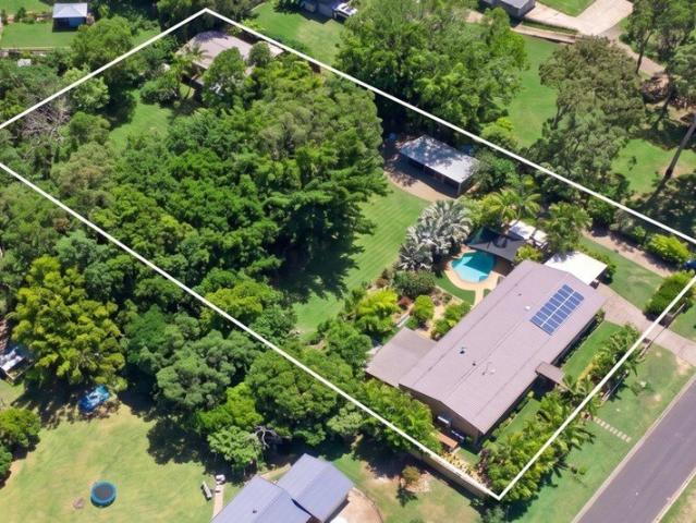 A Tranquil Sanctuary of Space & Privacy: Two Residences Endless Possibilities 1.26 Acres