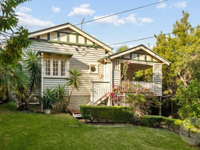 A Treasured Ashgrove Family Home
