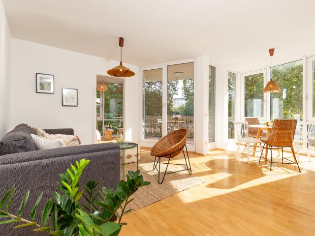 A Tropical Apartment on the Park in Mitte