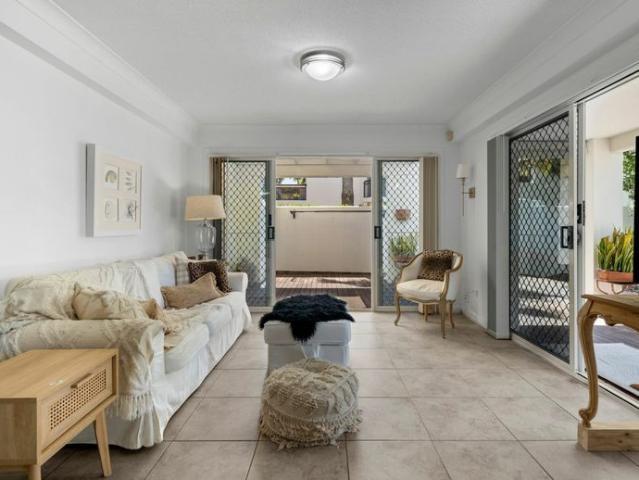 A Tropical Garden 2 bedroom Townhouse