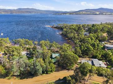 House for sale in Abels Bay - Equipped kitchen