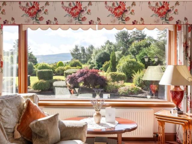 A truly rare and remarkable eight bedroom country house overlooking Gleneagles Golf Course
