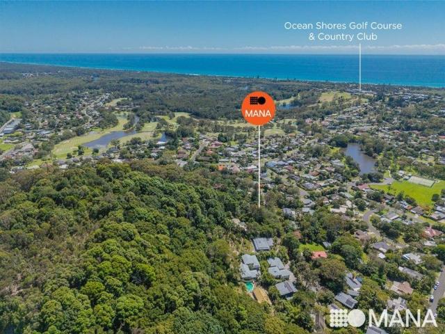 Enormous block with absolute privacy. Split level living at its finest
