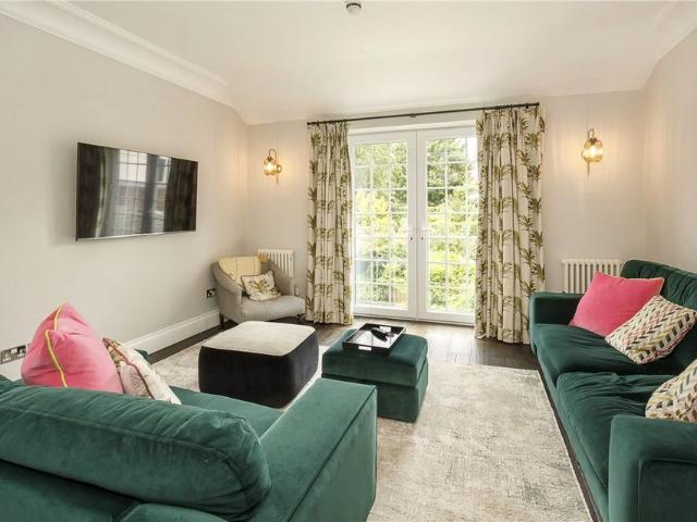 A truly stunning two bedroom top floor apartment, situated in the highly sought after Duchy area of Harrogate, offering spacious living accommodation and finished to an exceptional standard throughout