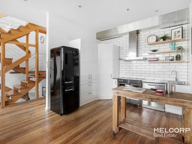 A Unique Three Level Sanctuary in the Heart of Flinders Lane