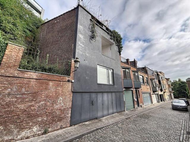 A unique architect designed house with high end finishes