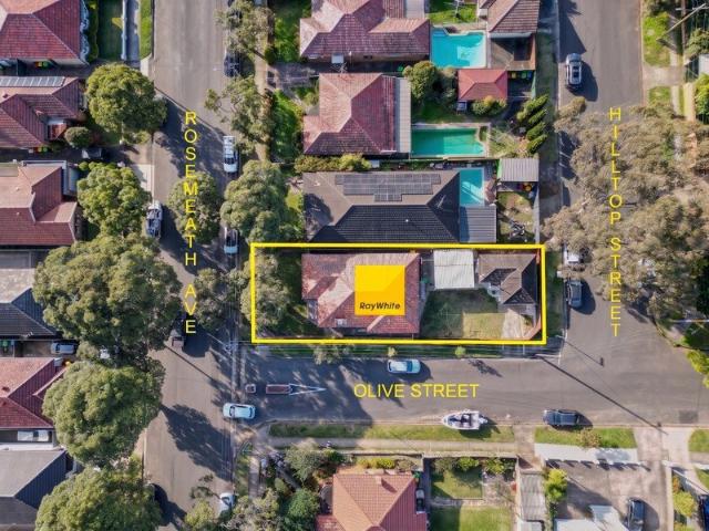 A UNIQUE CORNER BLOCK OPPORTUNITY WITH 3 STREET ACCESS