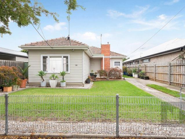 A Unique Dual Living Opportunity in the Heart of Yarraville