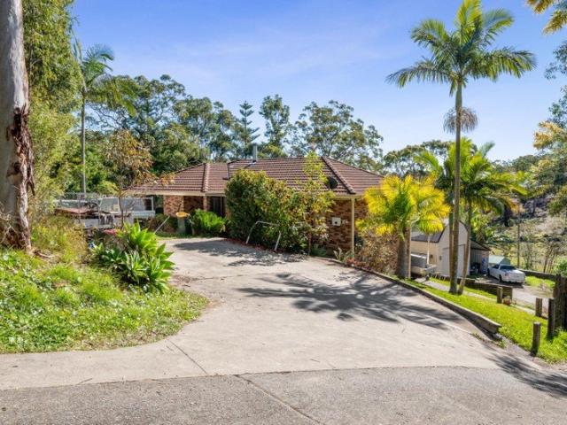 A Unique Lakeside Offering for the Car Enthusiast