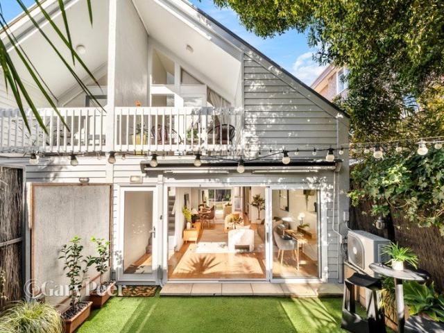 A unique oasis in a perfect location