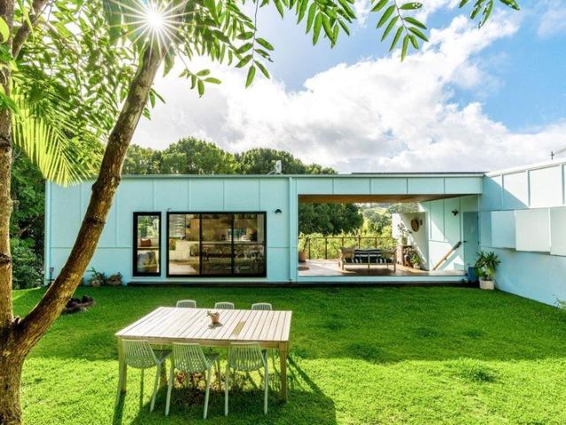 A uniquely private retreat with sublime views