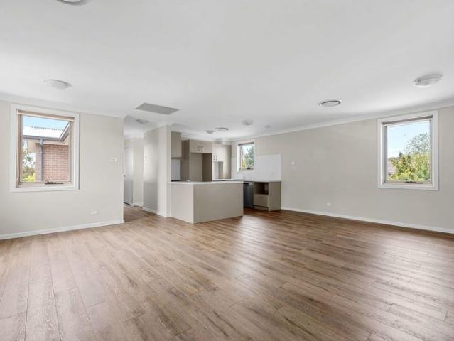 A Unit Like No Other Spacious, Private & Perfectly Positioned!