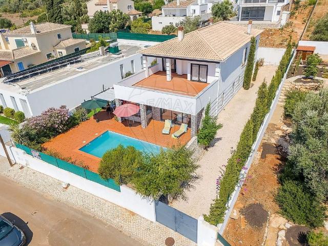à venda Exclusiva mansão de 4 dormitórios, Mexilhoeira Grande, Faro
