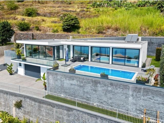 à venda Mansão alto padrão de 298 m2, Calheta, Portugal