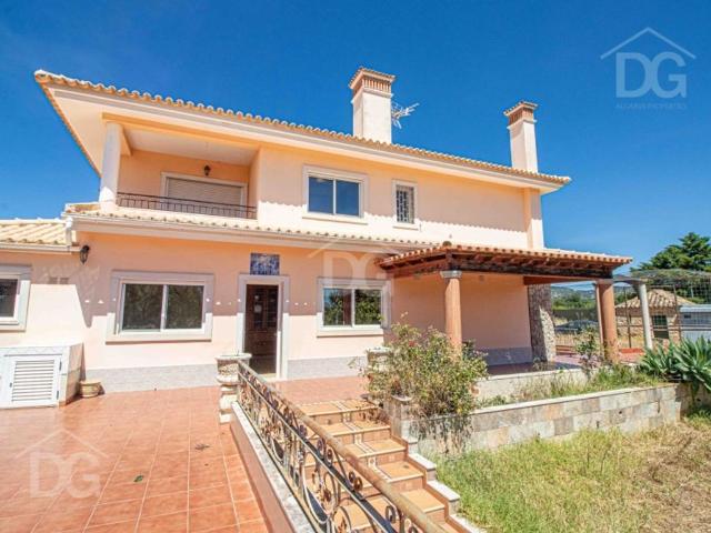 à venda Mansão de 186 m2, Medronhal, Faro