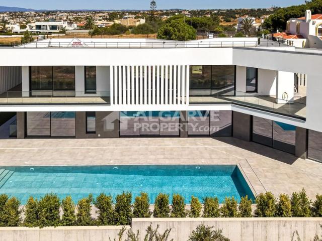 à venda Mansão de 233 m2, Albufeira e Olhos de Água, Portugal