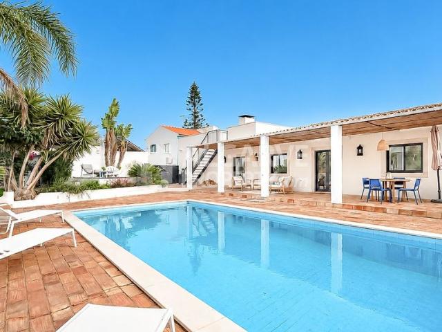 à venda Mansão de 275 m2, Boliqueime, Portugal