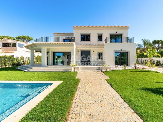 à venda Mansão de 290 m2, Vilamoura, Faro