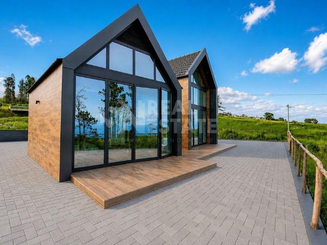 à venda Mansão de alto padrão de 120 m2, Ponta do Pargo, Madeira