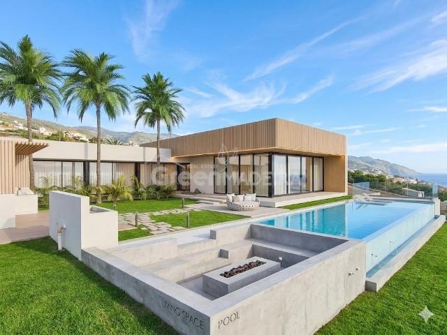 à venda Mansão de alto padrão de 232 m2, Calheta, Portugal